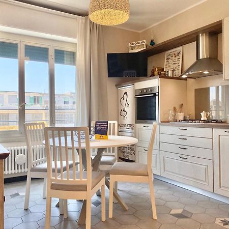 Casaviva - Le Vele Di Angela Apartamento Génova Exterior foto